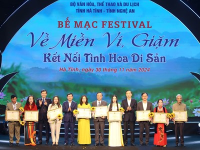 Bế mạc Festival “Về miền Ví, Giặm - Kết nối tinh hoa di sản”