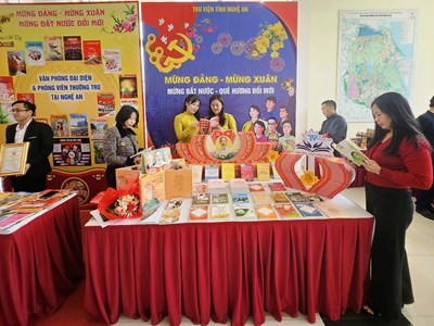 Khai mạc Hội Báo Xuân Ất Tỵ tỉnh Nghệ An 2025