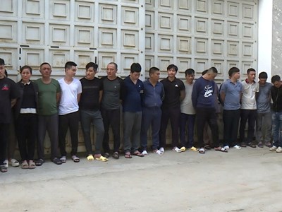 Triệt xóa 2 ổ nhóm đánh bạc, bắt giữ 22 đối tượng