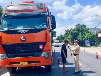 Phát hiện và xử phạt 3 tài xế sử dụng ma túy khi lái xe