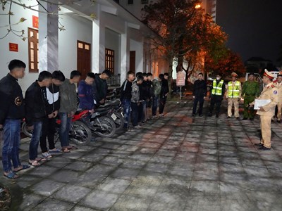 Hơn 50 "quái xế" bị bắt khi đua xe trái phép, mang theo hung khí