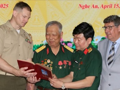 Những kỷ vật trở về, xoa dịu vết thương chiến tranh