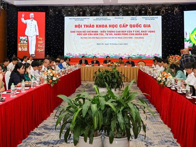 “Chủ tịch Hồ Chí Minh - Biểu tượng cao đẹp của ý chí, khát vọng độc lập của dân tộc, tự do, hạnh phúc cho nhân dân”