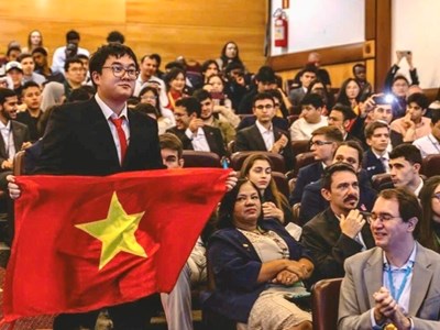 Chàng trai “vàng” xứ Nghệ chinh phục đỉnh cao Olympic hóa học quốc tế Mendeleev