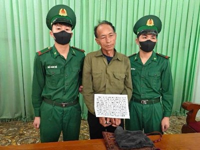 Bắt giữ đối tượng vận chuyển 2.000 viên hồng phiến từ Lào về Việt Nam