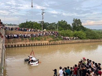 Tìm thấy thi thể cuối cùng trong vụ tai nạn liên hoàn trên cầu