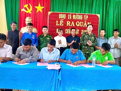 Xã biên giới lan tỏa ý thức giữ gìn môi trường từ “Ngày Chủ nhật xanh”