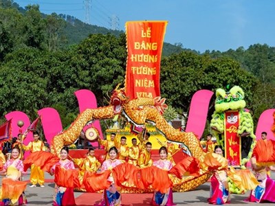 Bài 1: Dấu mốc và cơ hội vàng để du lịch cất cánh