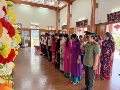 Nghệ An tưởng niệm 115 năm ngày sinh nữ chiến sĩ cách mạng Nguyễn Thị Minh Khai