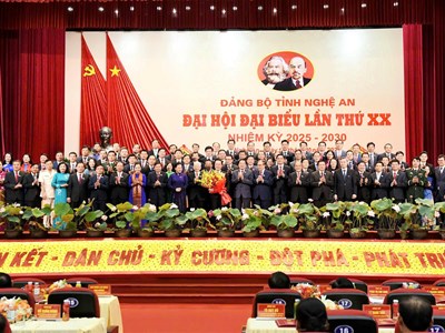 Bí thư Tỉnh ủy Nghệ An Nguyễn Đức Trung tái đắc cử