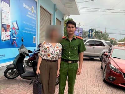 Đại úy công an trả lại nửa tỷ đồng cho người chuyển khoản nhầm