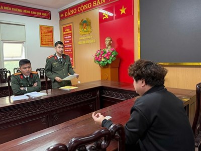 Xử phạt người chuyển tiếp cuộc gọi đòi nợ sang đường dây nóng Bộ Công an