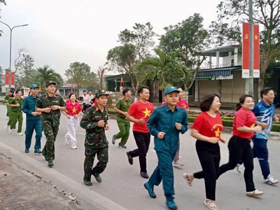 Sôi nổi Ngày chạy Olympic vì sức khỏe toàn dân trên quê hương Bác Hồ