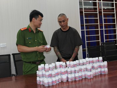 Khởi tố đối tượng sản xuất, buôn bán thuốc hen suyễn giả, quảng cáo “khỏi 100%”