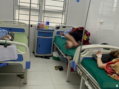 Điều tra vụ hàng chục người nghi ngộ độc sau khi ăn bánh mì