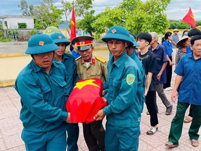 Xúc động đón liệt sĩ trở về đất mẹ sau hơn sáu thập kỷ xa quê hương