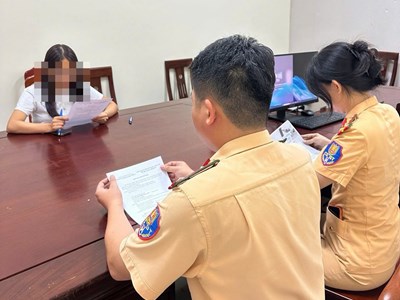Nữ tài xế bị phạt gần 14 triệu đồng vì xuyên tạc hoạt động thi sát hạch lái xe