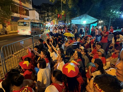 Thủ đô đêm không ngủ