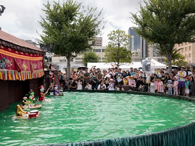 Cầu nối giao lưu nhân dân Việt Nam - Nhật Bản