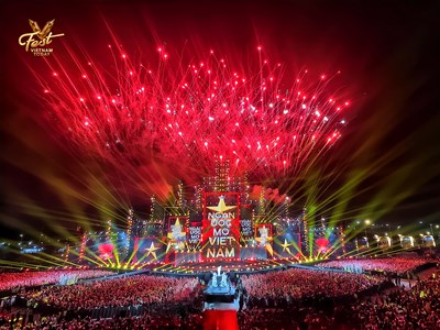 Các đại nhạc hội đã thể hiện hình ảnh về một Việt Nam vinh quang