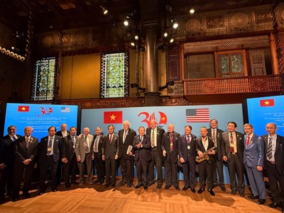 Âm nhạc hàn gắn “vết thương”, kết nối trái tim cựu chiến binh Việt Nam – Hoa Kỳ