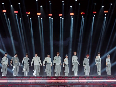 Thử thách “khó nhằn” ngay tại công diễn đầu tiên