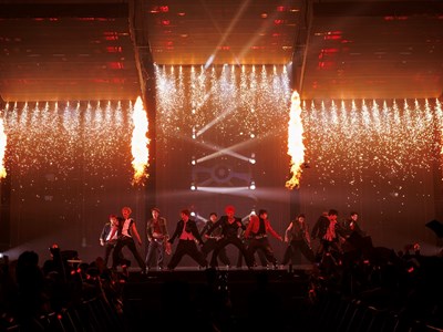 Tân binh V-pop “ghi điểm” trong mắt nhóm nhạc quốc tế