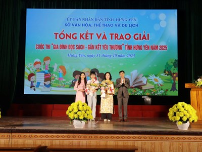 Tổng kết và trao giải cuộc thi “Gia đình đọc sách - Gắn kết yêu thương” tỉnh Hưng Yên 2025