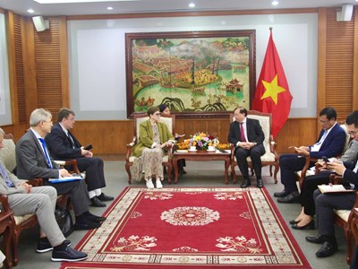 Thúc đẩy hợp tác đào tạo về văn hóa – nghệ thuật giữa Việt Nam - Liên bang Nga