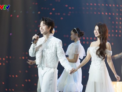 Đức Phúc mang loạt hit lên sân khấu của “Chào năm mới 2026 - Bản giao hưởng Việt Nam”