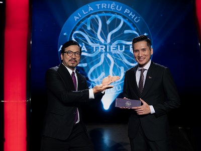 MC Đinh Tiến Dũng nói gì về việc chia tay “Ai là triệu phú”?