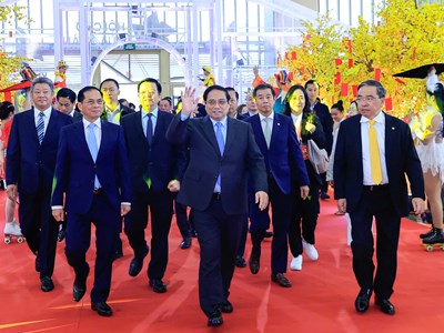 Thủ tướng Phạm Minh Chính dự Lễ khai mạc Hội chợ mùa Xuân 2026