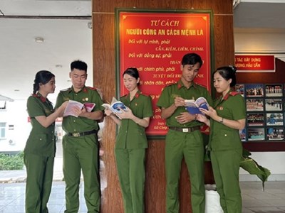 Lan tỏa tri thức, phát triển văn hóa đọc trong lực lượng CAND