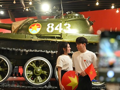 Ngược thời gian về với những “nhân chứng” lịch sử tại Bảo tàng Lịch sử Quân sự