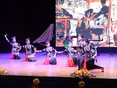 Xây dựng thương hiệu quốc gia cho công nghiệp văn hóa: Cần cơ chế cởi mở và chiến lược bài bản