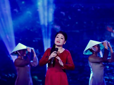 Chương trình nghệ thuật “Sáng mãi tên Người”: Dâng Người những giai điệu tháng Năm