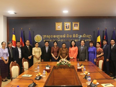 Tăng cường hợp tác văn hóa, nghệ thuật Việt Nam - Campuchia, vun đắp tình hữu nghị láng giềng