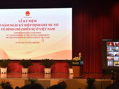  Vận dụng linh hoạt ngoại giao thời đại Hồ Chí Minh mang đậm bản sắc "cây tre Việt Nam"