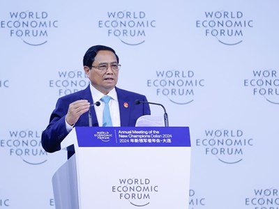 Việt Nam thúc đẩy mạnh mẽ các động lực tăng trưởng mới, không ngừng củng cố môi trường hòa bình