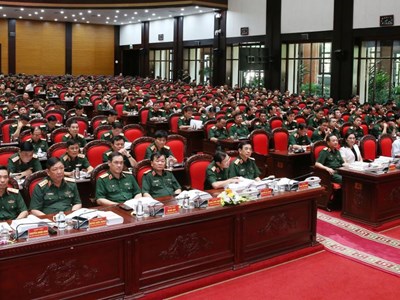 Lan toả cuốn sách về xây dựng, phát triển văn hóa của Tổng Bí thư tới toàn quân