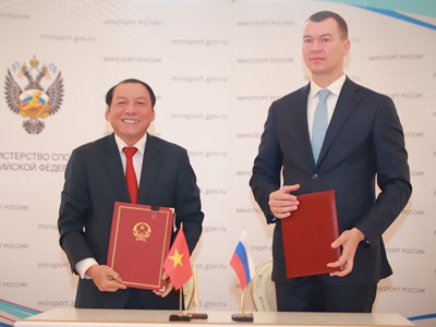 Ký Bản ghi nhớ hợp tác thể thao