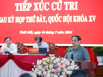 Dịch vụ, du lịch phục hồi mạnh, văn hóa, xã hội được chú trọng