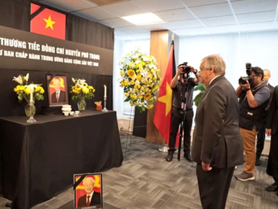 Các cơ quan đại diện Việt Nam ở nước ngoài tổ chức lễ viếng và mở sổ tang Tổng Bí thư Nguyễn Phú Trọng