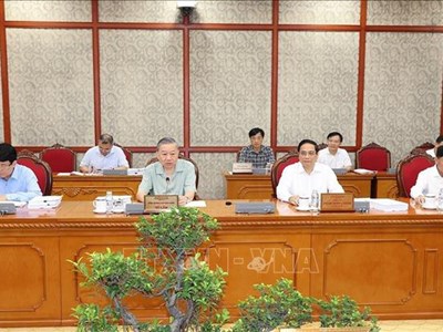 Tổng Bí thư, Chủ tịch nước Tô Lâm chủ trì Phiên họp thường kỳ Bộ Chính trị