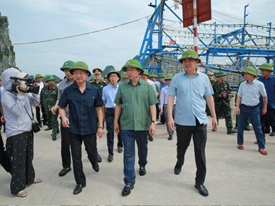 Huy động cả hệ thống chính trị vào cuộc, thực hiện mọi biện pháp cần thiết ứng phó siêu bão