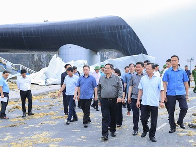 Thủ tướng chỉ đạo huy động cả hệ thống chính trị và các lực lượng khắc phục hậu quả bão số 3