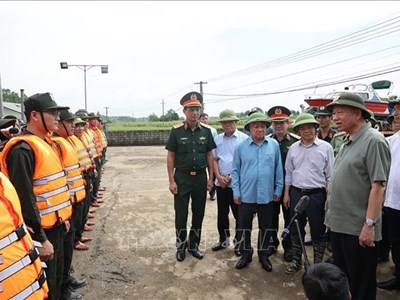 Tổng Bí thư, Chủ tịch nước Tô Lâm kiểm tra công tác phòng, chống lụt bão và thăm hỏi nhân dân vùng lụt, bão tại Tuyên Quang