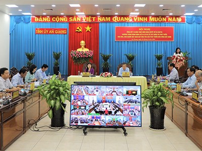 An Giang tổng kết 10 năm xây dựng và phát triển văn hóa, con người Việt Nam