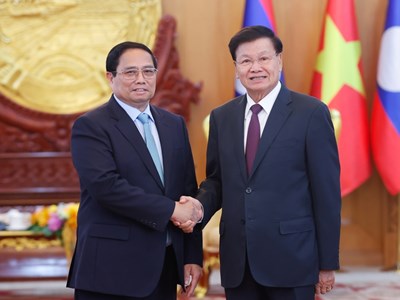Việt Nam luôn coi trọng và dành ưu tiên cao nhất cho mối quan hệ hữu nghị vĩ đại, đoàn kết đặc biệt với Lào