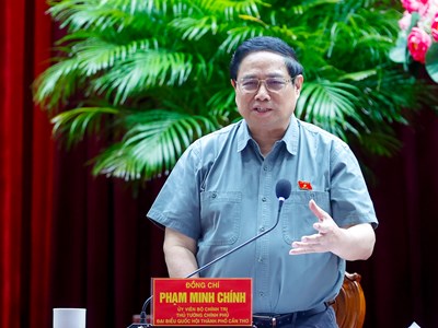 Thủ tướng Phạm Minh Chính tiếp xúc cử tri thành phố Cần Thơ
